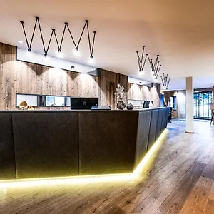 **** Hotel Alpina - Adults Only Österreich